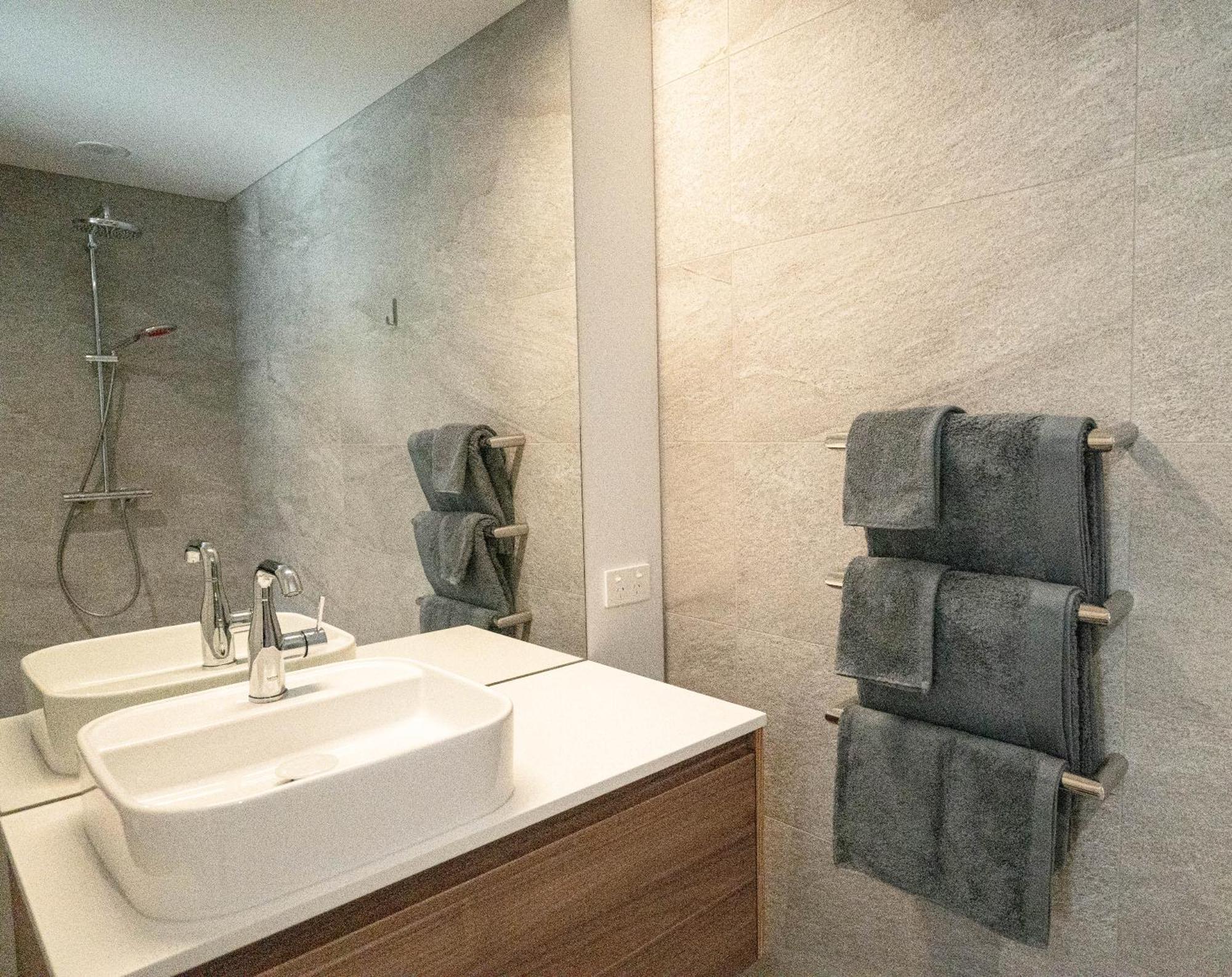 كرومويل Pisa House Lakefront Boutique B&B المظهر الخارجي الصورة